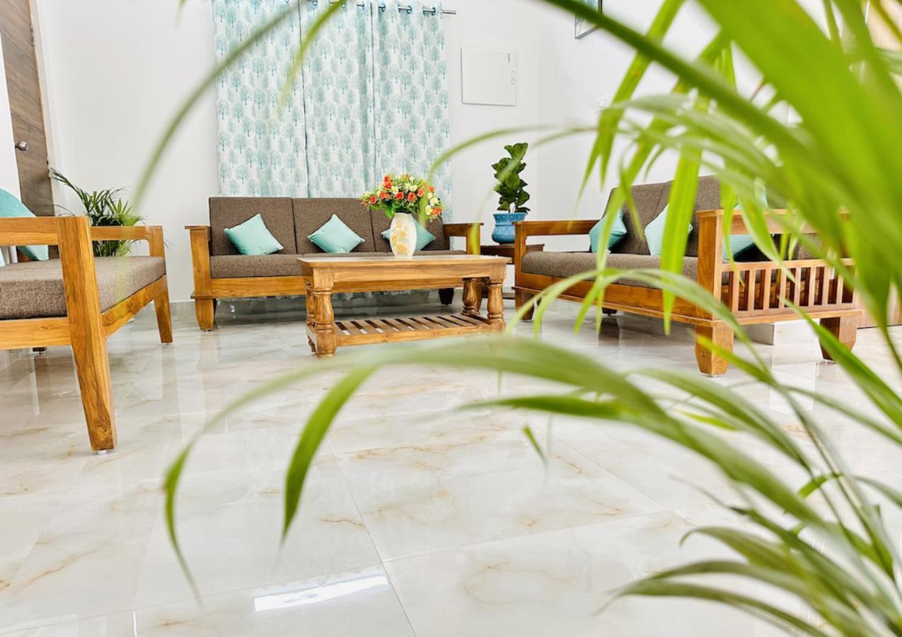 Tirupati Homestay - Shilparamam - Luxury Ac Apartments By Stayflexi - Fast Wifi, Kitchen, Android Tv - Walk To Ps4 Pure Veg Restaurant - Easy Access To Airport, Railway Station And To All Temples Bagian luar foto