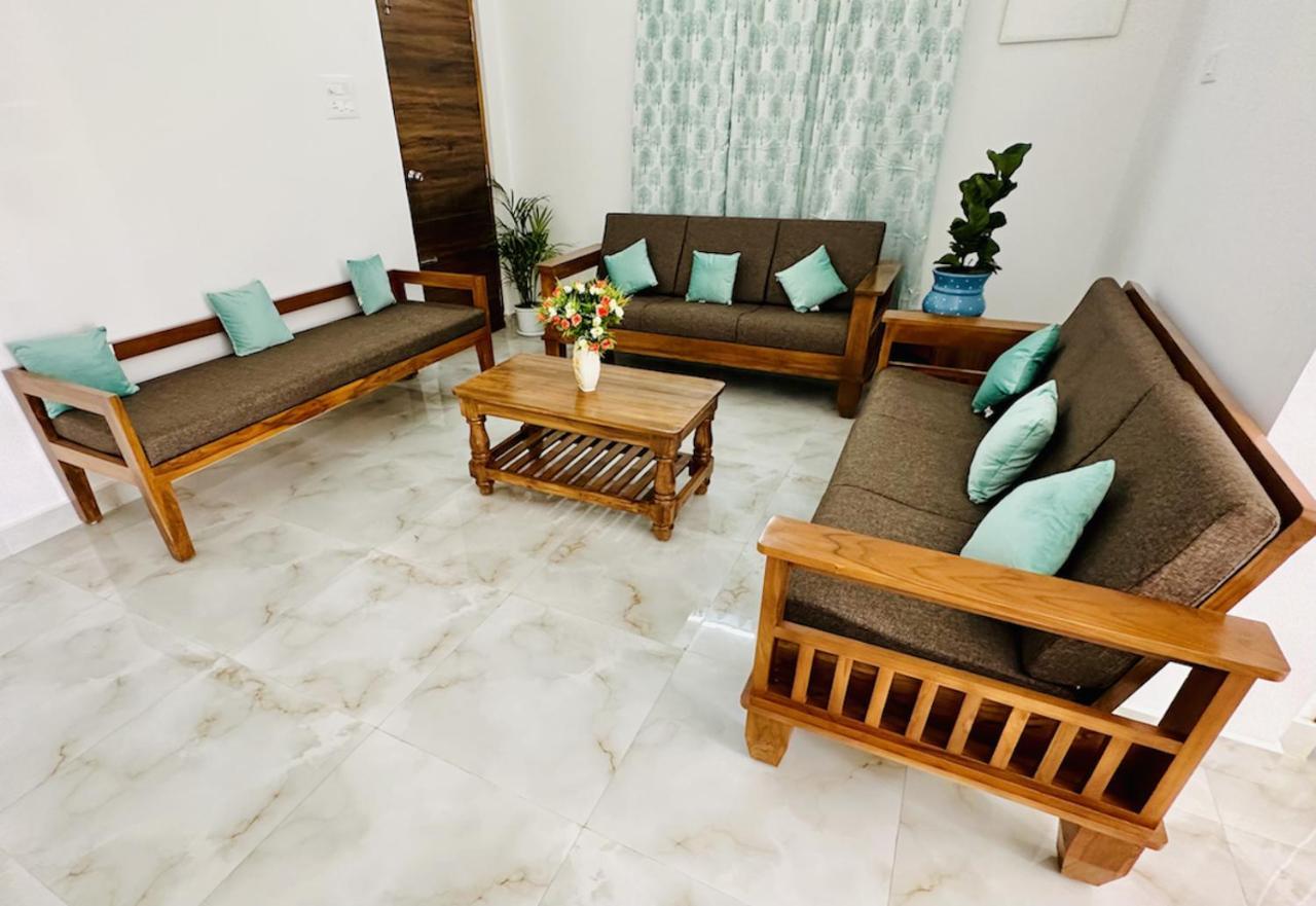 Tirupati Homestay - Shilparamam - Luxury Ac Apartments By Stayflexi - Fast Wifi, Kitchen, Android Tv - Walk To Ps4 Pure Veg Restaurant - Easy Access To Airport, Railway Station And To All Temples Bagian luar foto